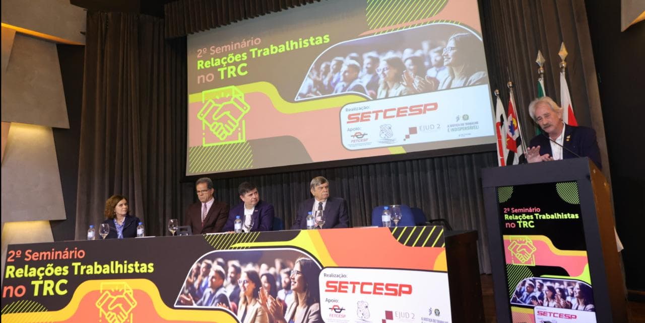 CNTTT fortalece o debate sobre relações de trabalho no transporte rodoviário de cargas