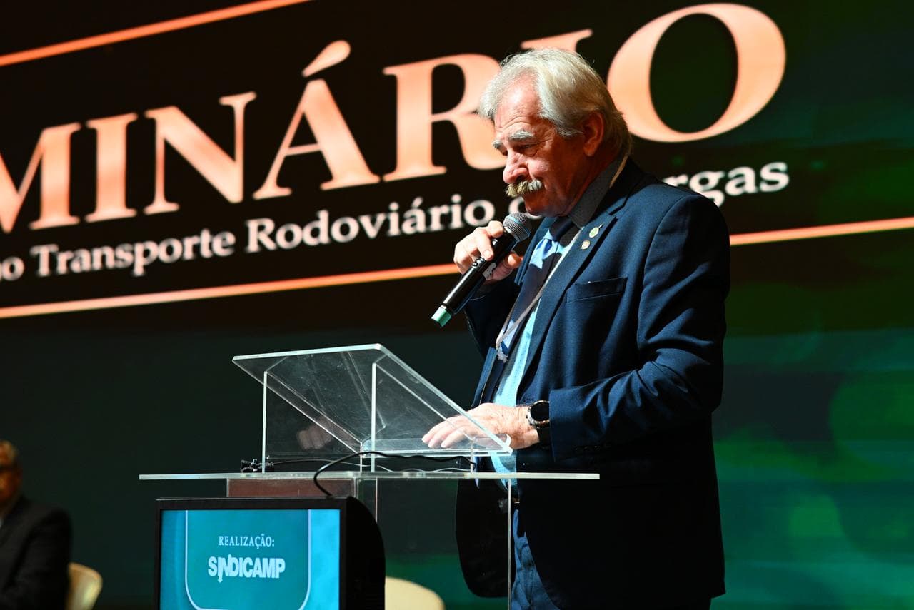 CNTTT participa de seminário sobre relações trabalhistas