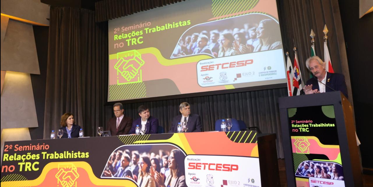 CNTTT fortalece o debate sobre relações de trabalho no transporte rodoviário de cargas